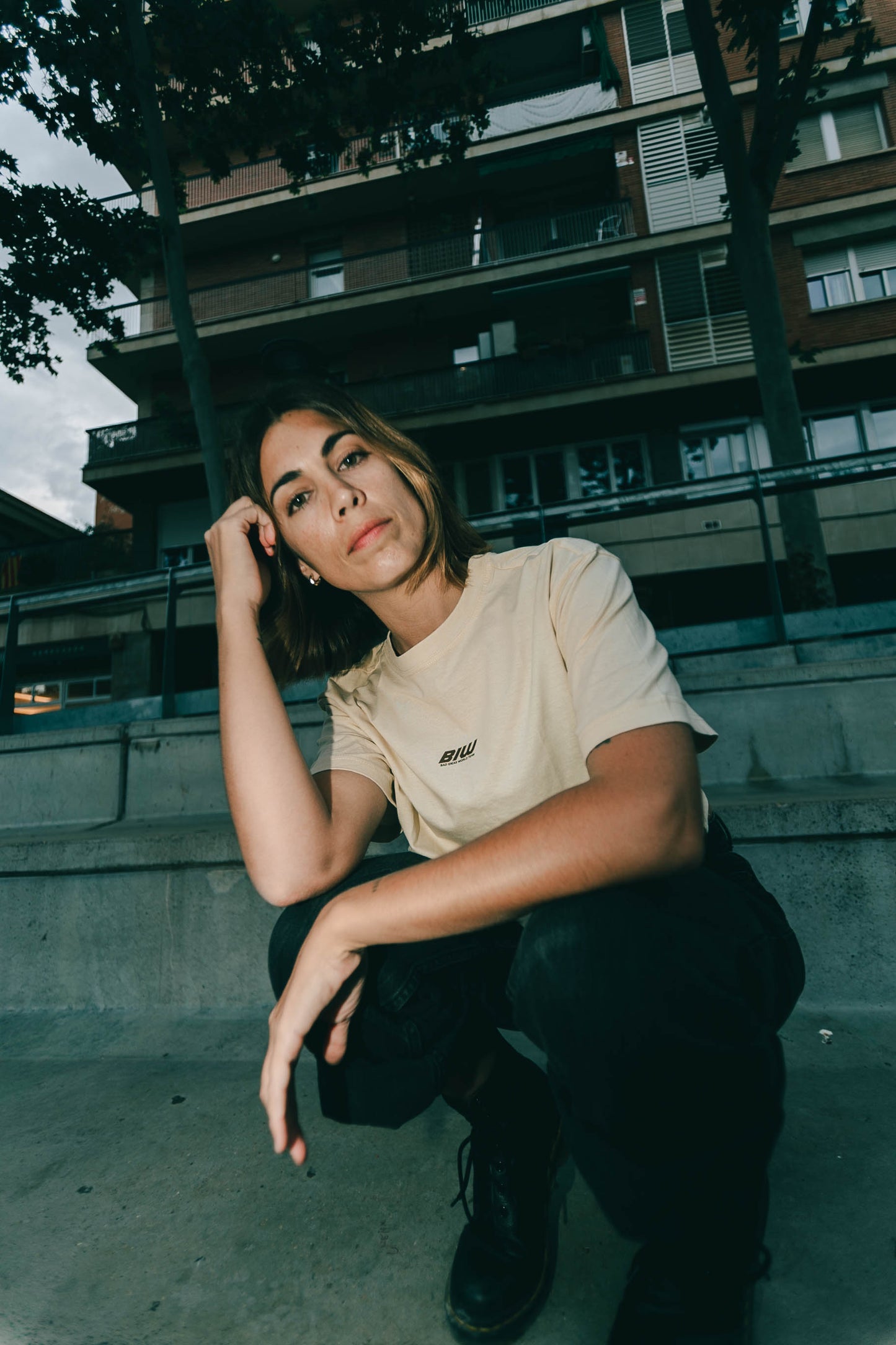 Oversized Cropped Tee " BIW "