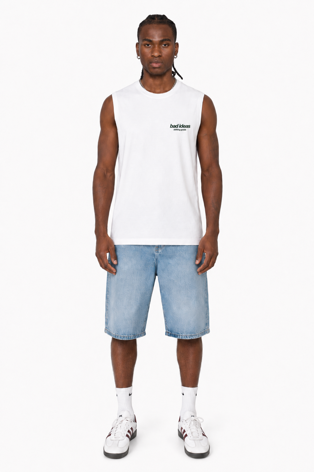 SLEEVELESS