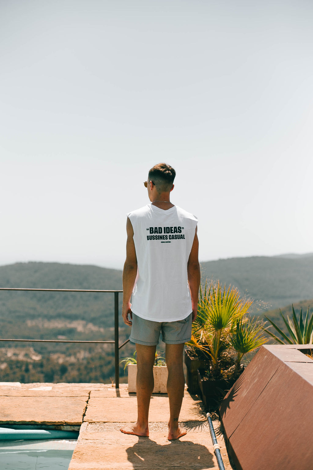 SLEEVELESS TEE |  WHITE