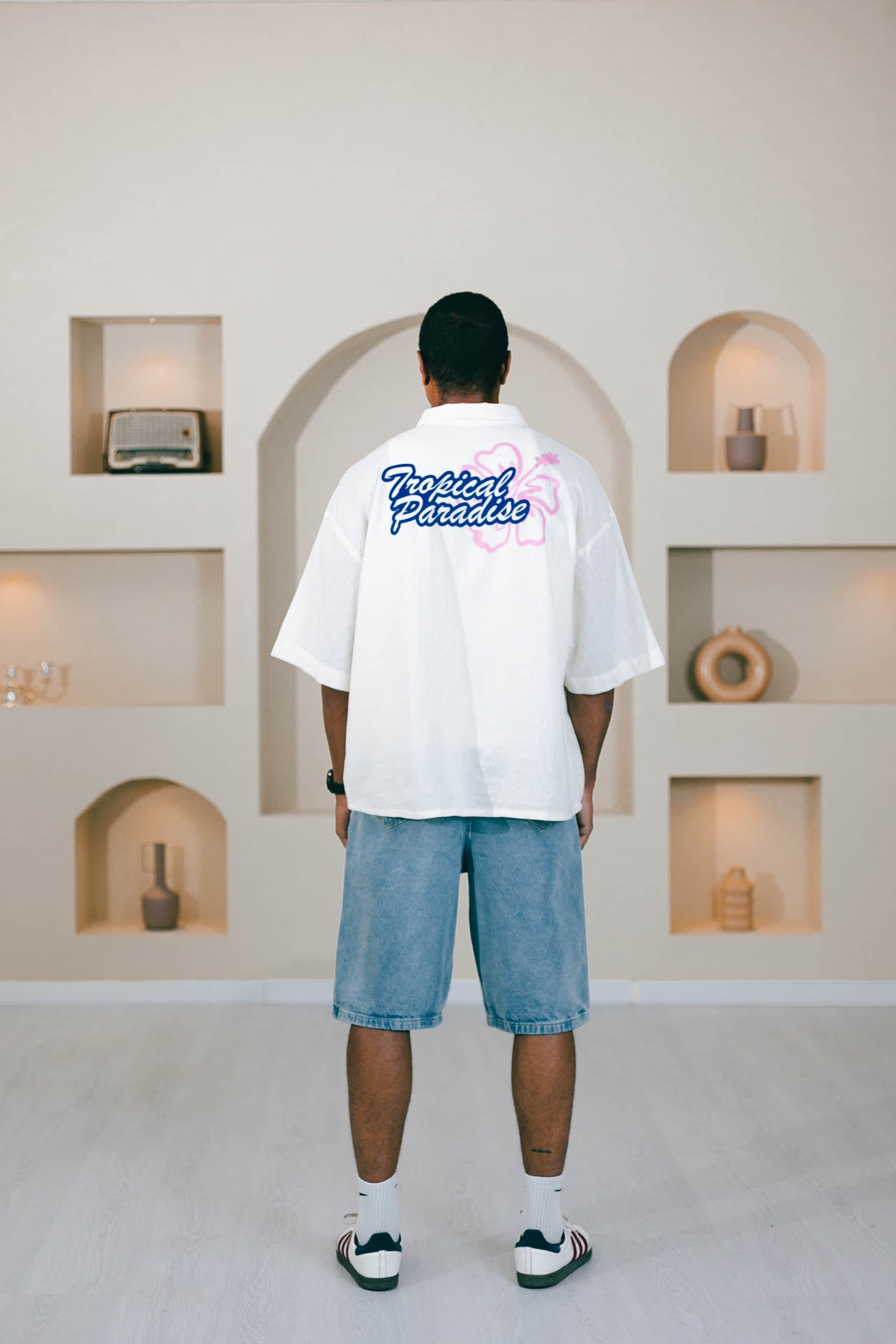 LINE SHIRT | TROPICAL PARADISE