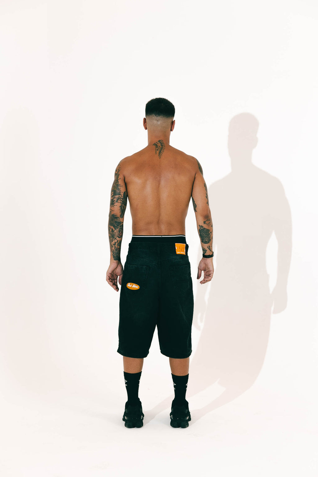 HEAVY DENIM SHORT| BIW | BLACK WASHED