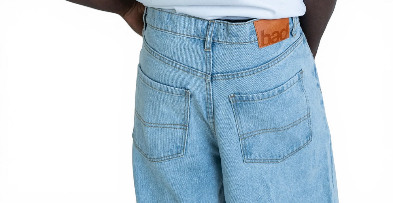 Knee Cut Baggy Fit Jeans