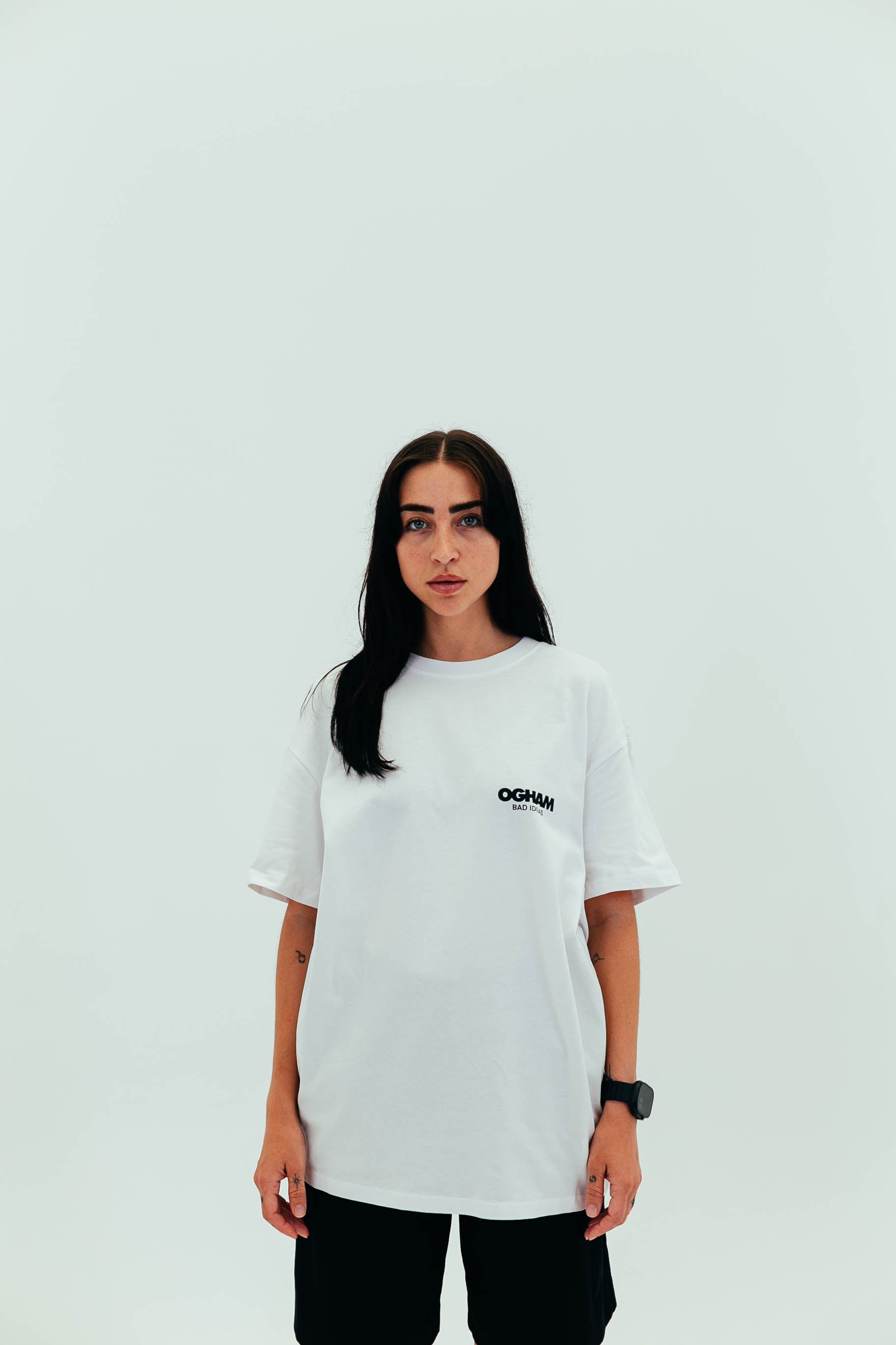 TEE | WHITE | WAITING