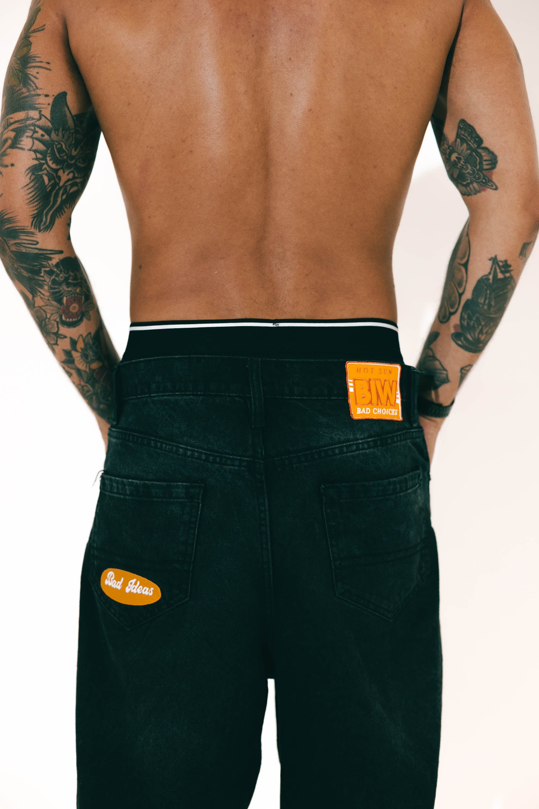 HEAVY DENIM SHORT| BIW | BLACK WASHED