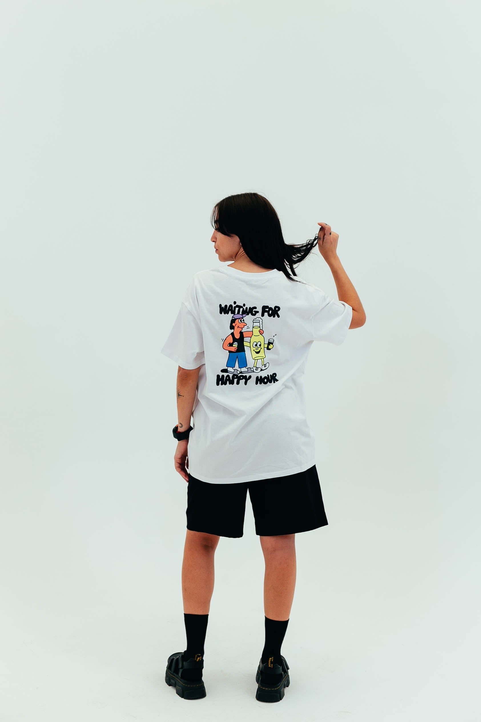 TEE | WHITE | WAITING