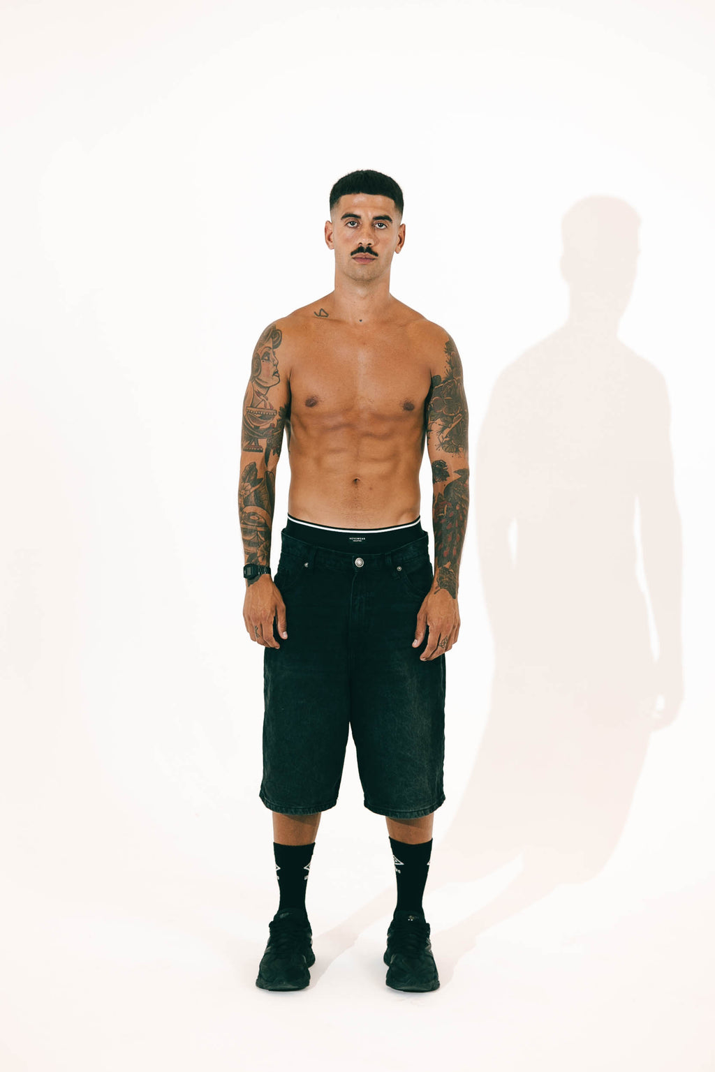 HEAVY DENIM SHORT| BIW | BLACK WASHED