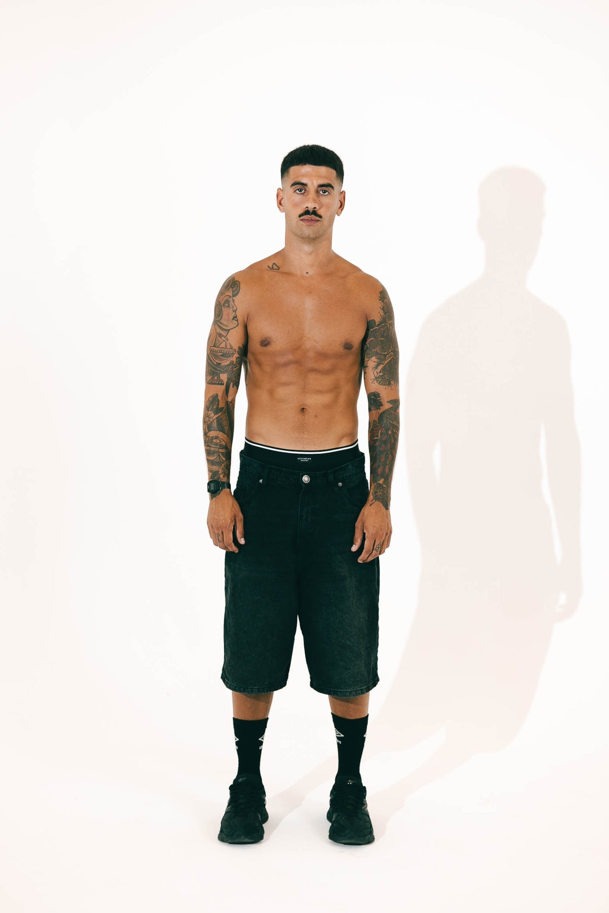 HEAVY DENIM SHORT| BIW | BLACK WASHED