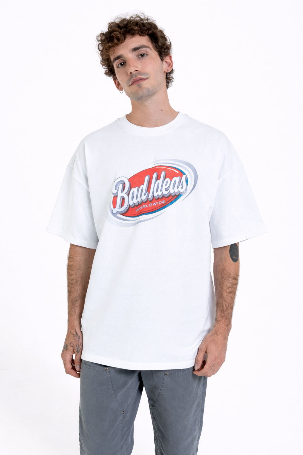 TEE | WHITE | WORLDWIDE