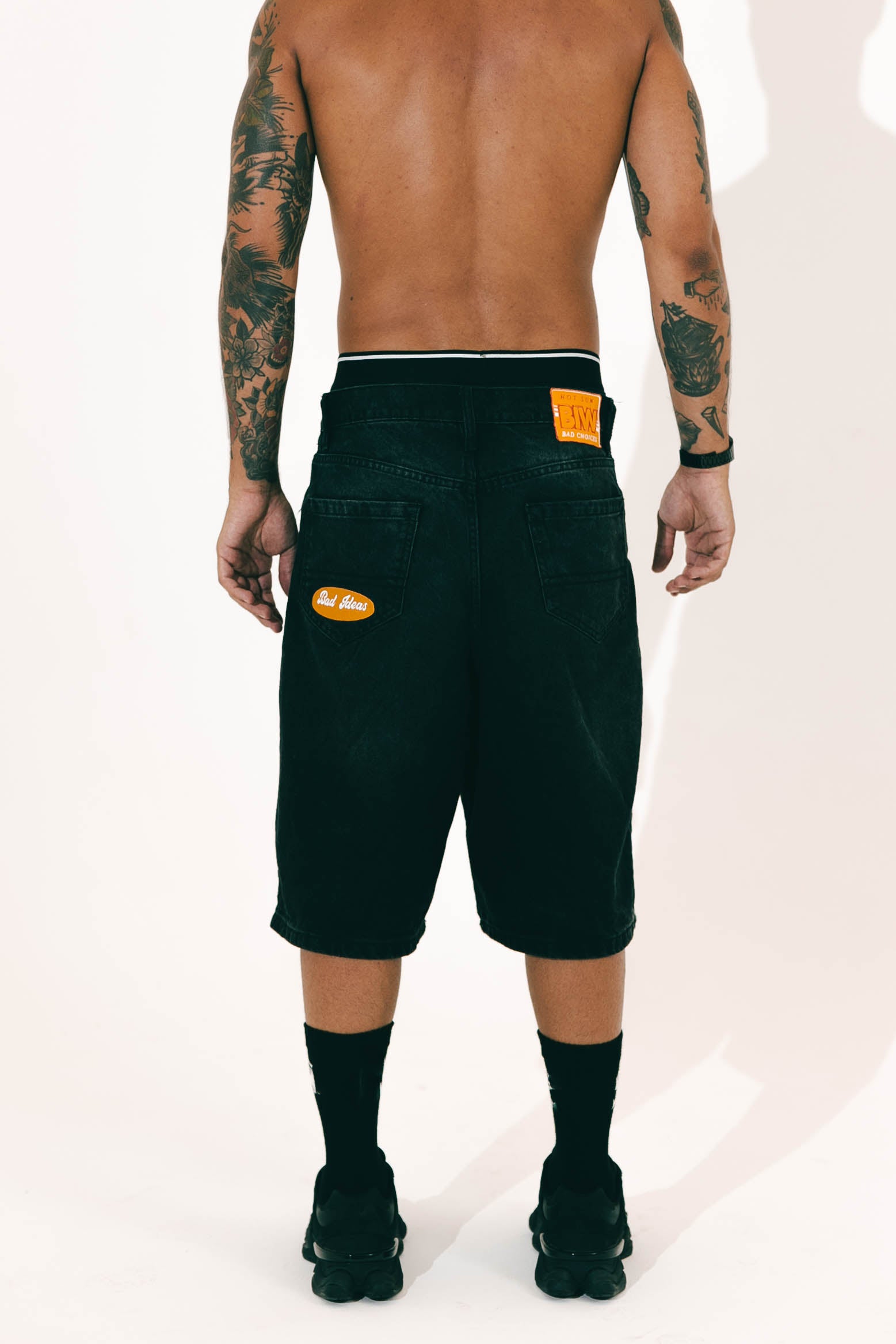 HEAVY DENIM SHORT| BIW | BLACK WASHED