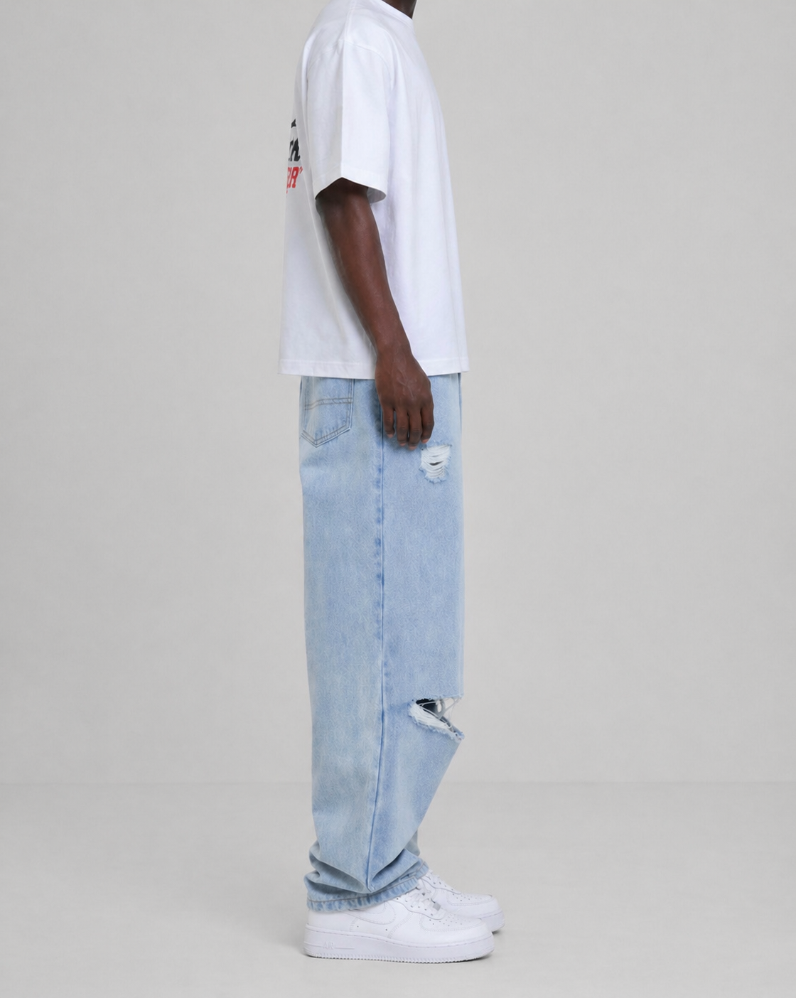Knee Cut Baggy Fit Jeans
