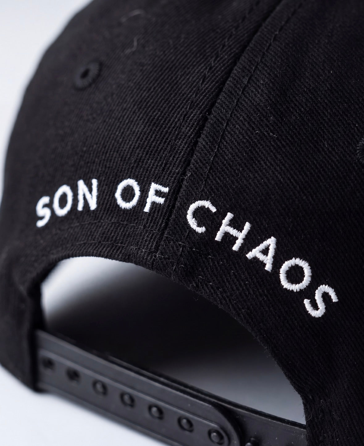 THIRTEEN BLACK CAP