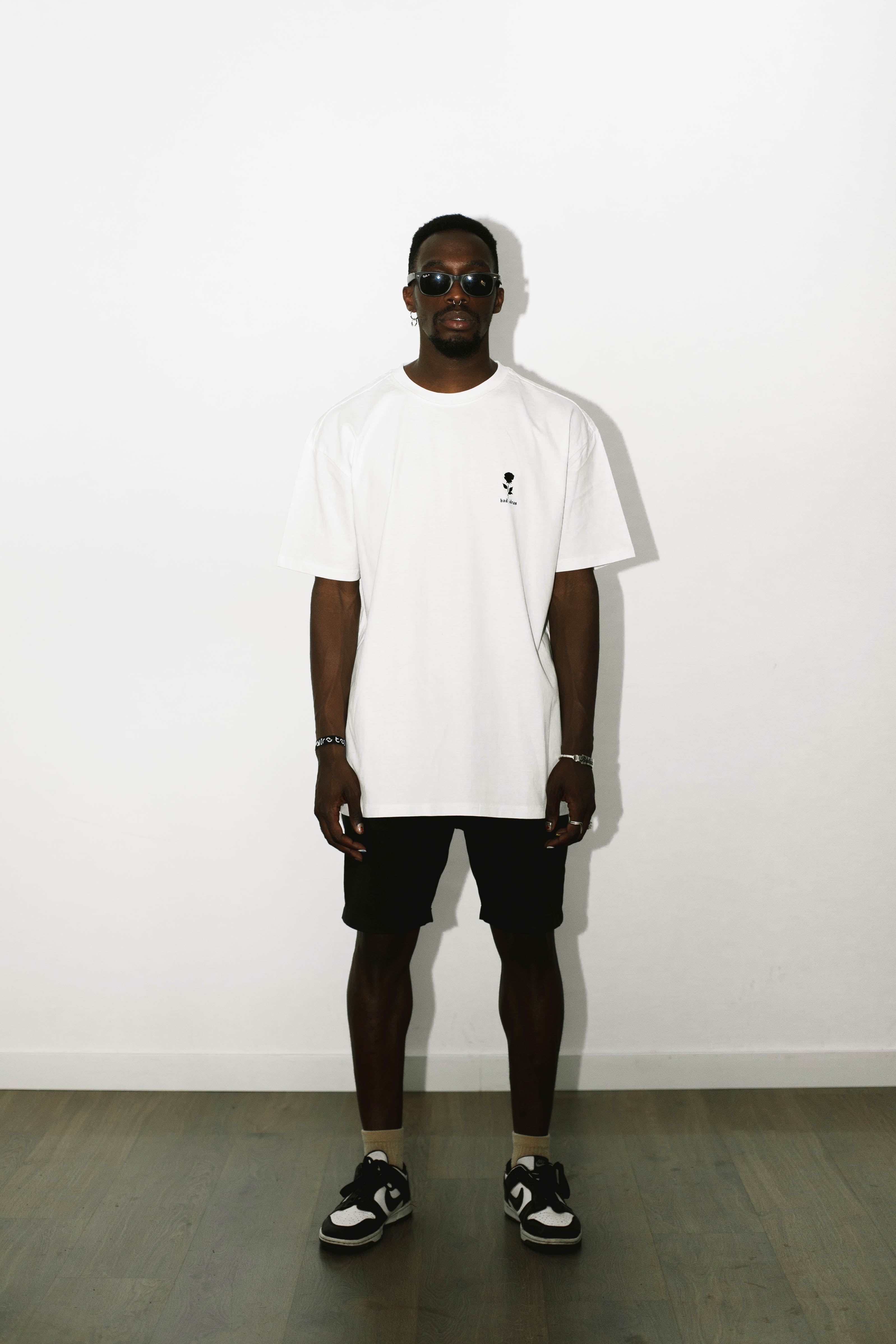 TEE  |  BAD ROSE |  BLACK