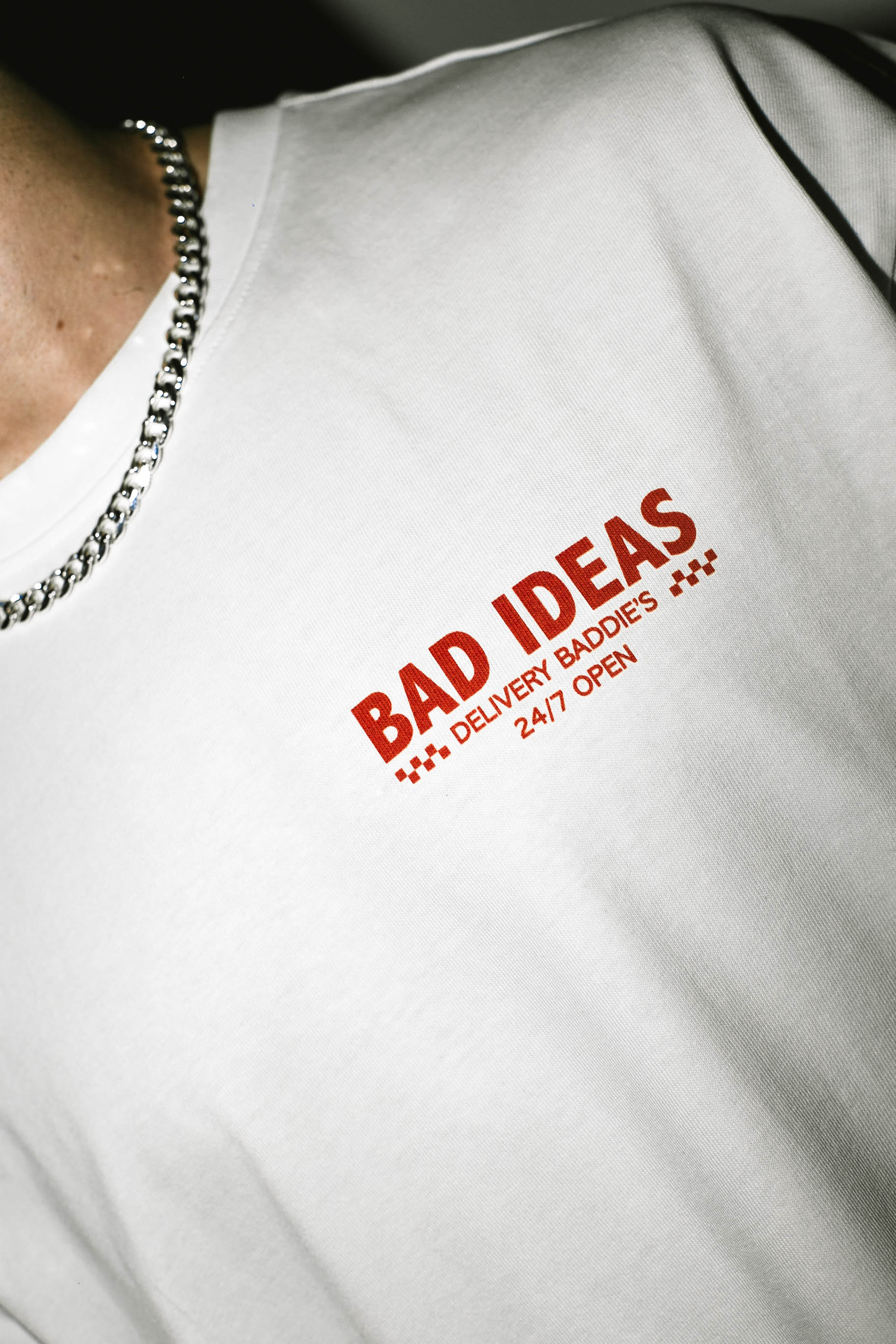TEE  |  24/07 OPEN  |  WHITE