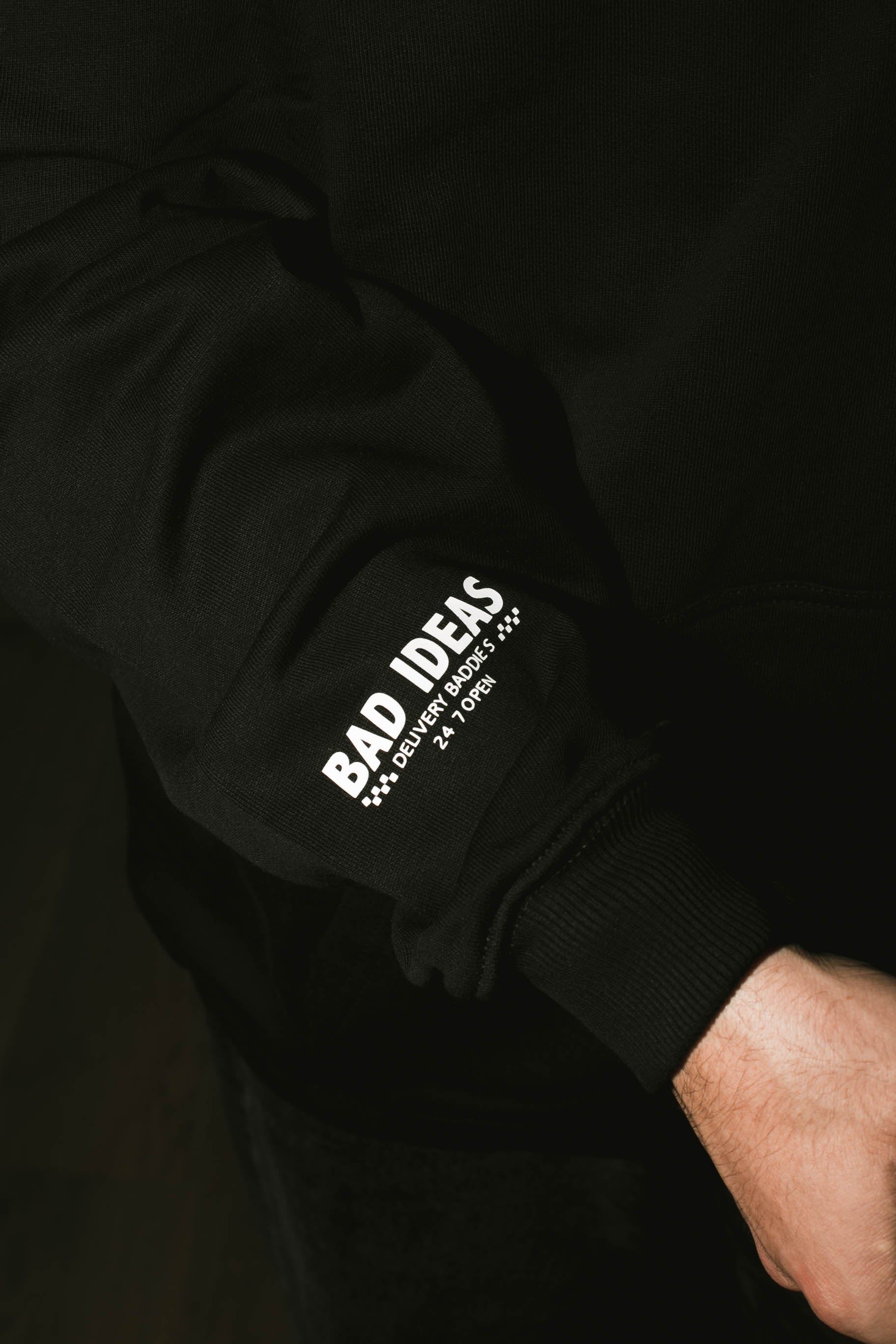 HOODIE |  BADDIE'S CLUB |  BLACK