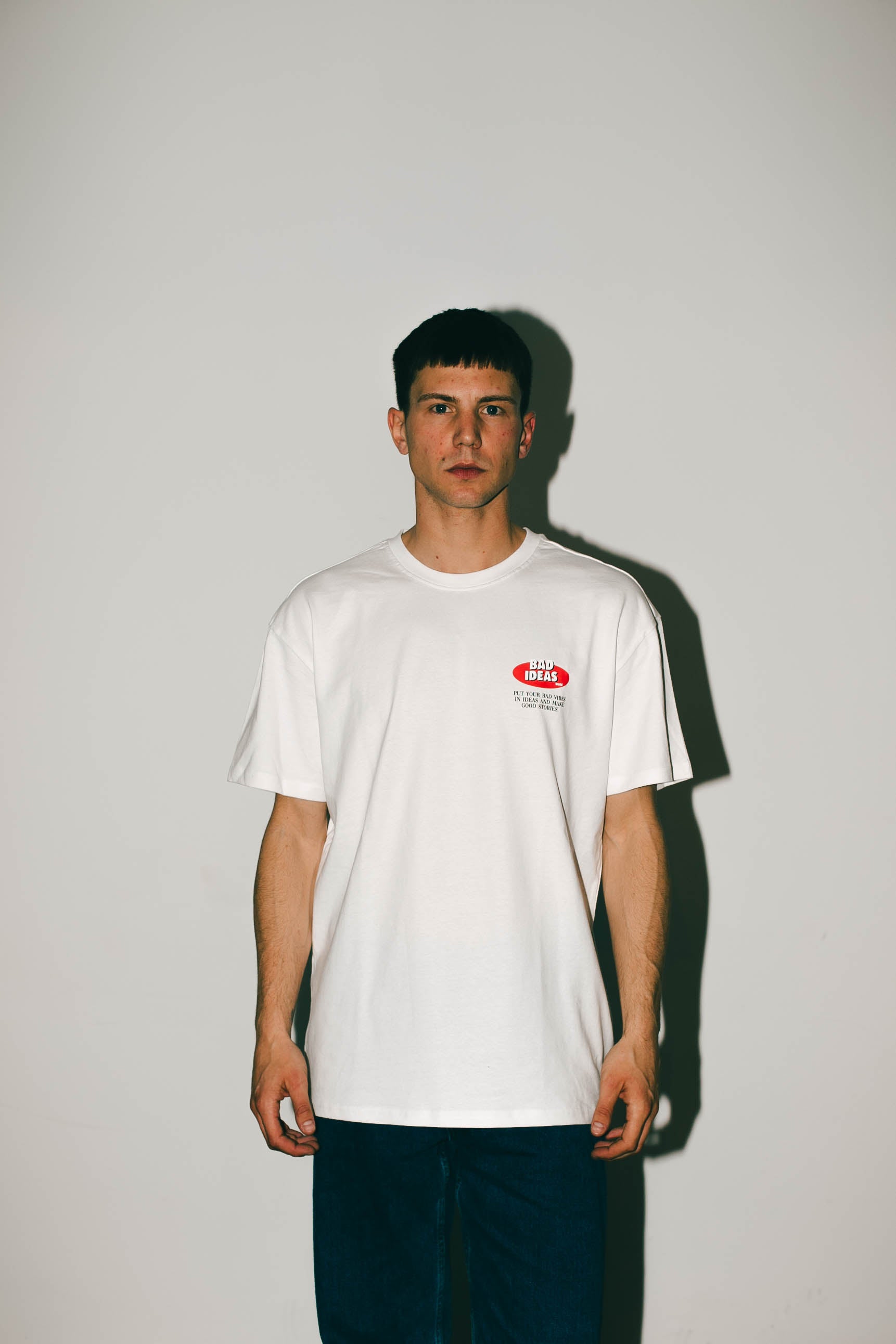 TEE  |  GOOD STORIES  |  WHITE