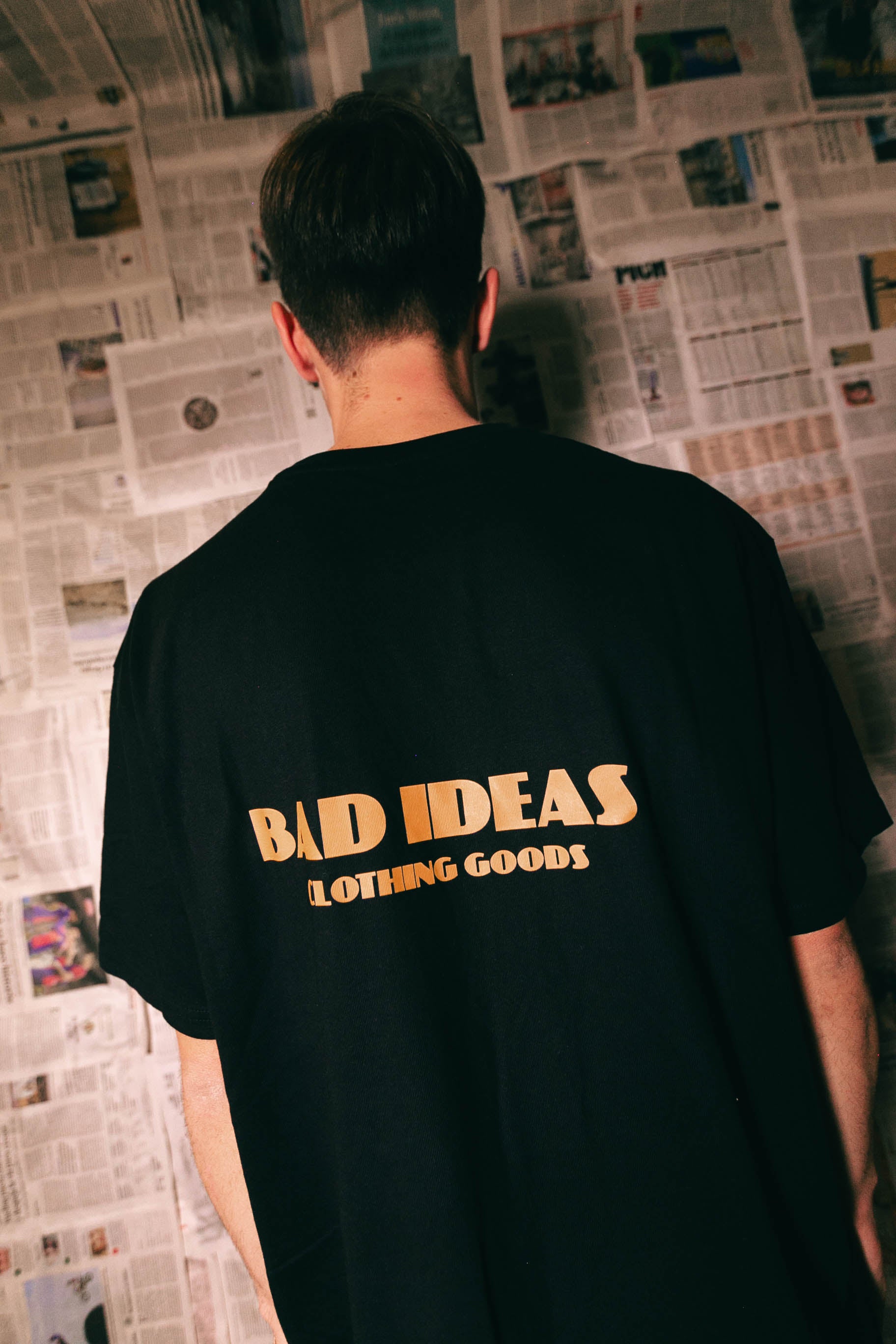 TEE | CLOTHING GOODS | BLACK