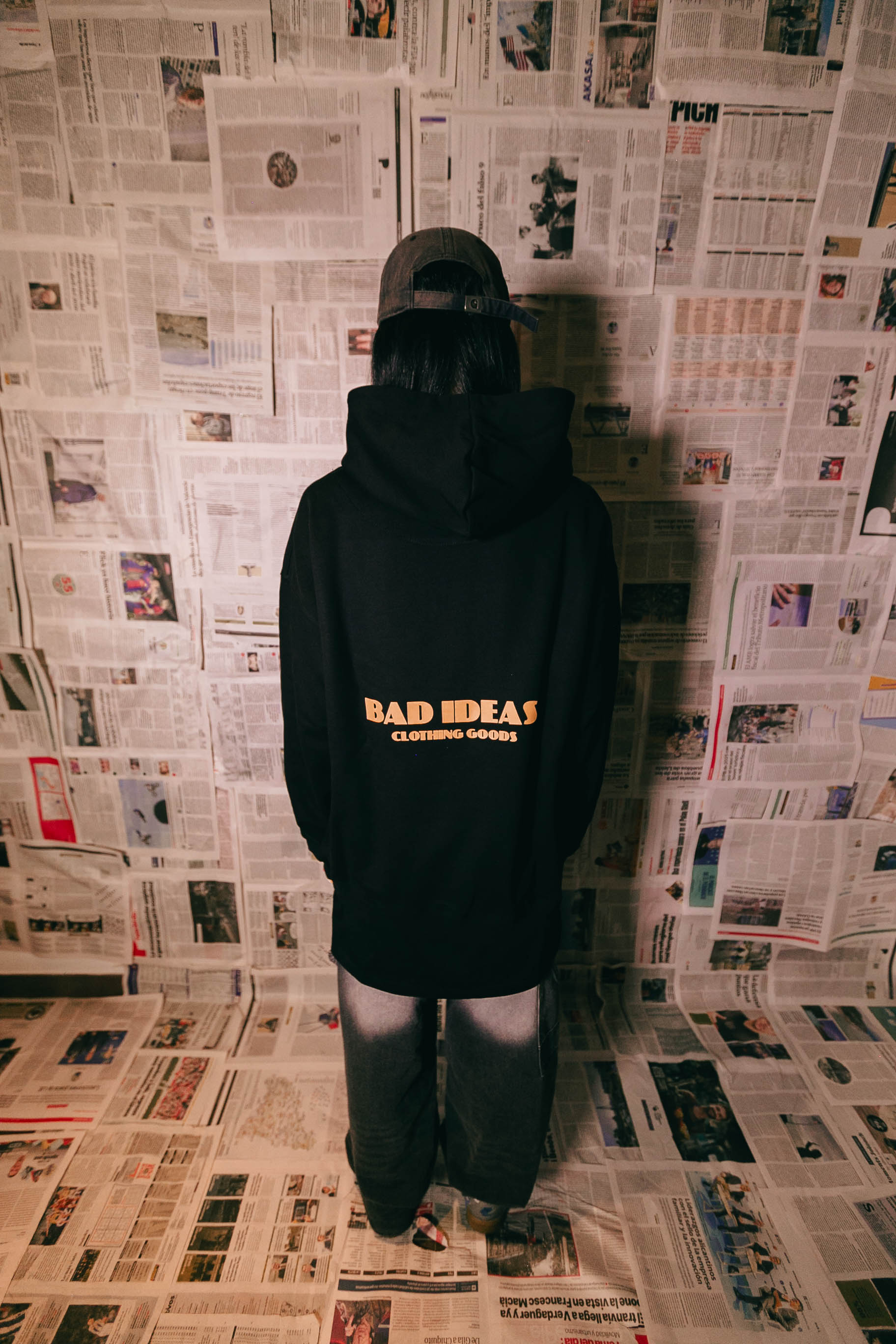 HOODIE |  CLOTHING GOODS | BLACK