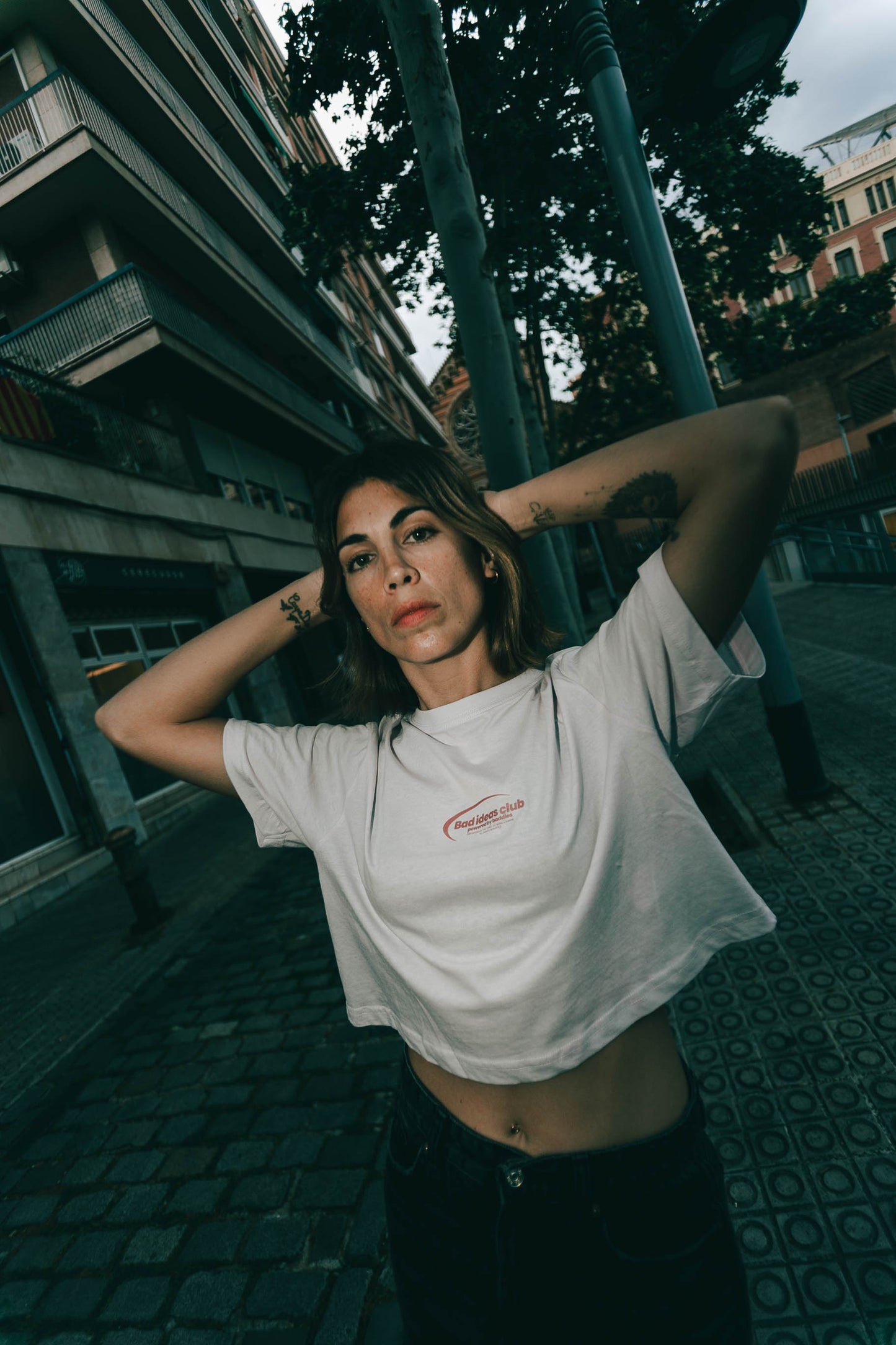 Oversized Cropped Tee " Bad Ideas Club "