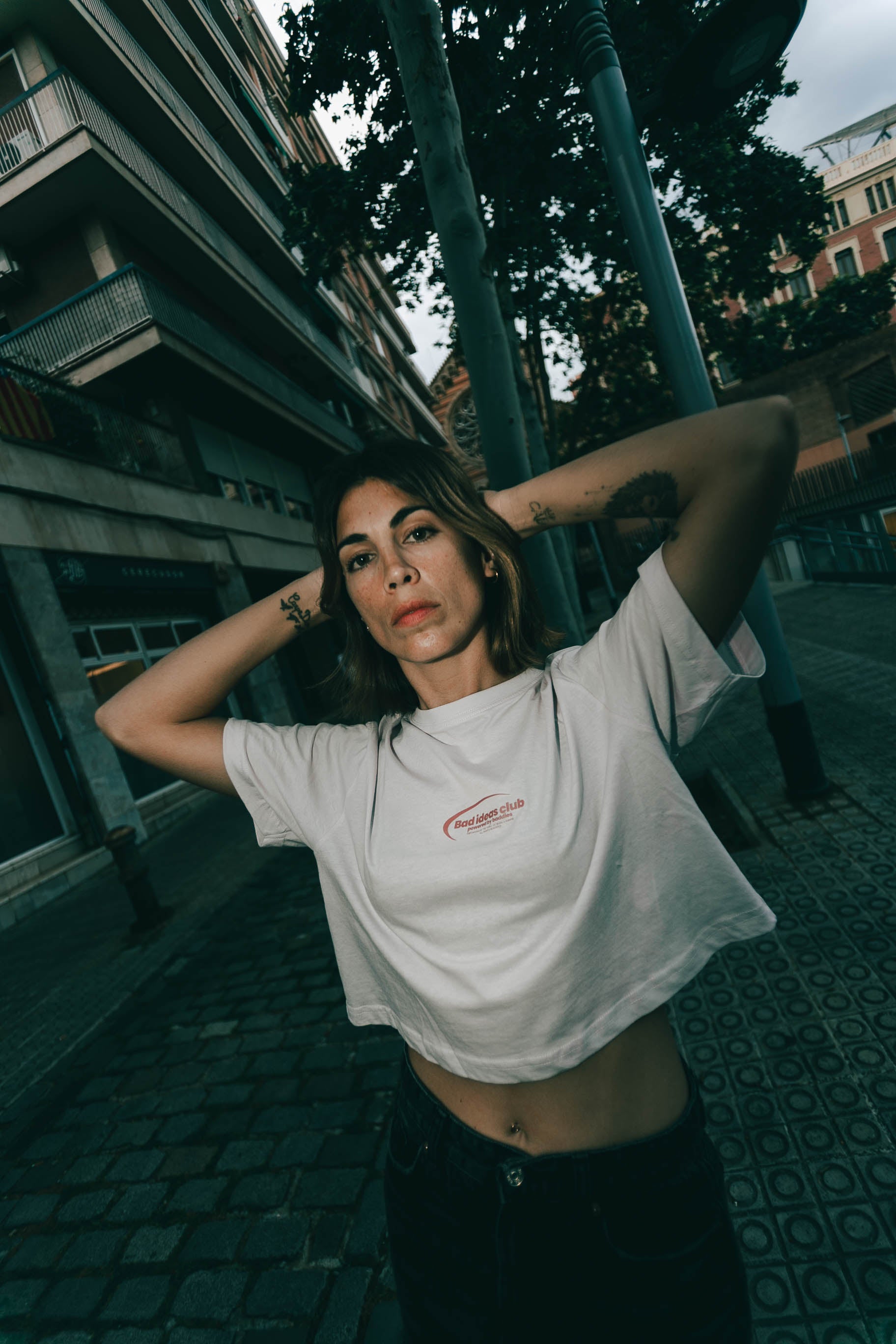 Oversized Cropped Tee " Bad Ideas Club "