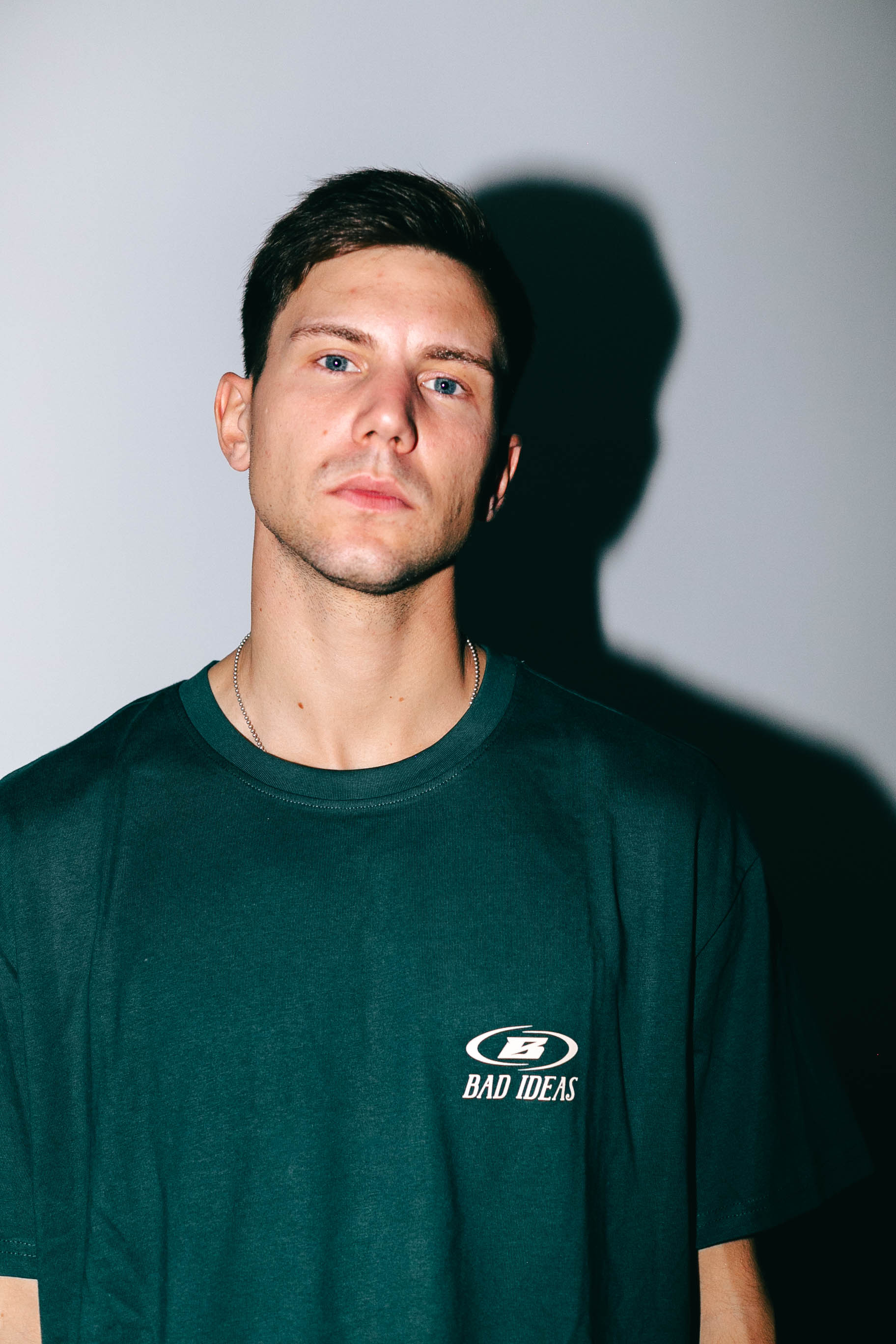 TEE  |  BAD ESSENTIAL 2.0 |  BOTTLE GREEN