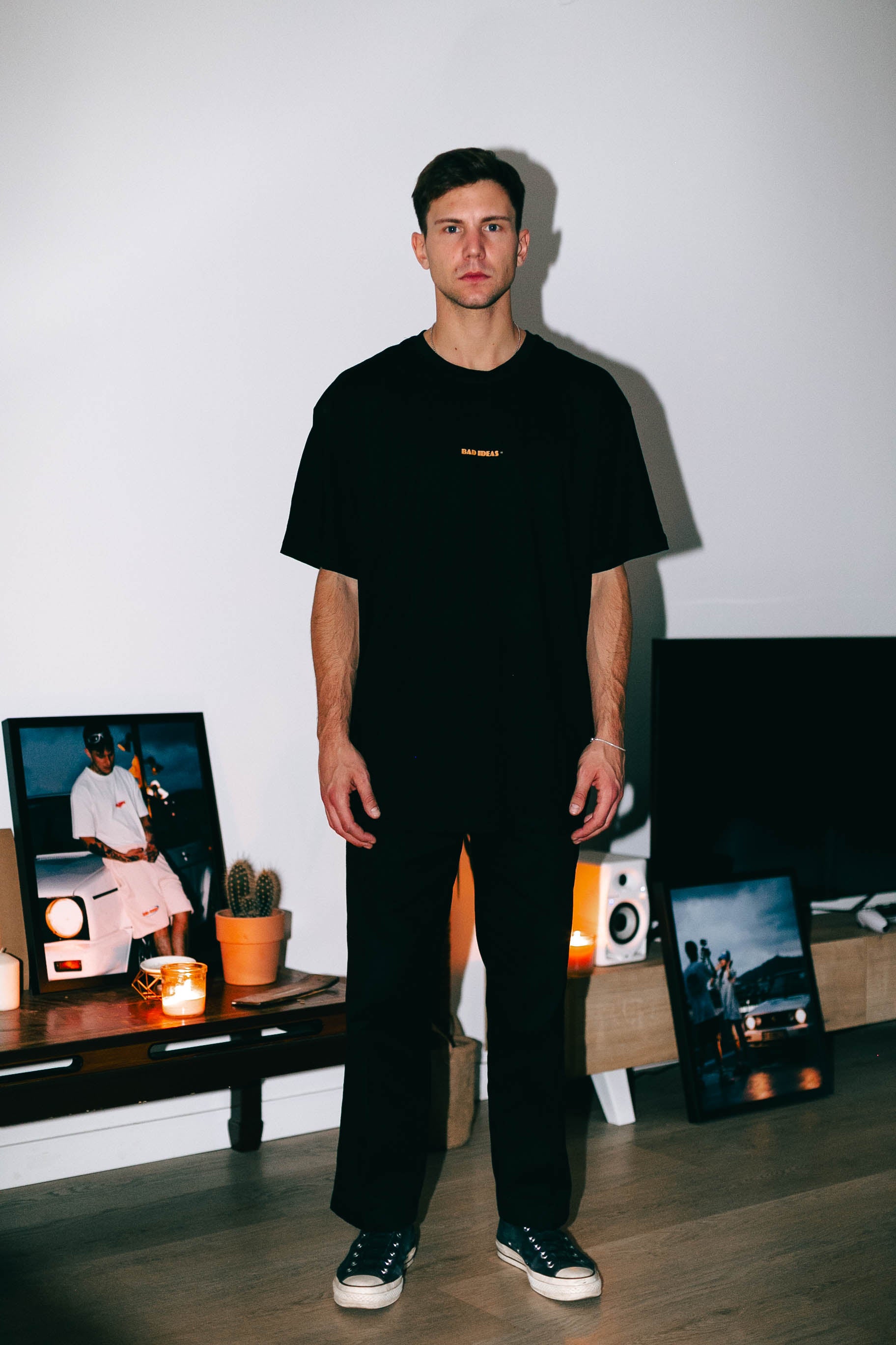TEE | CLOTHING GOODS | BLACK