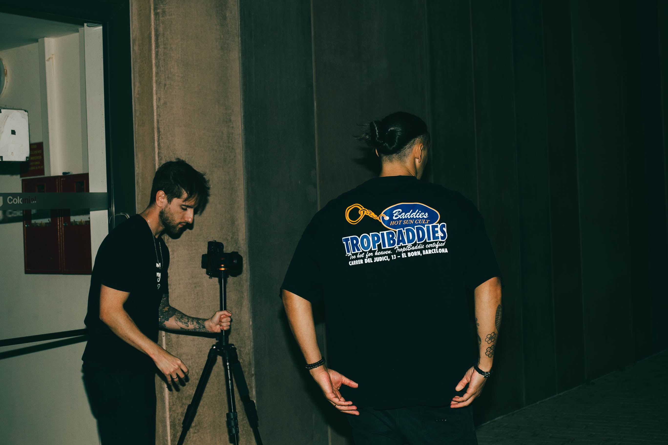 ULTRA HEAVY BOX TEE | BLACK | TROPIBADDIES