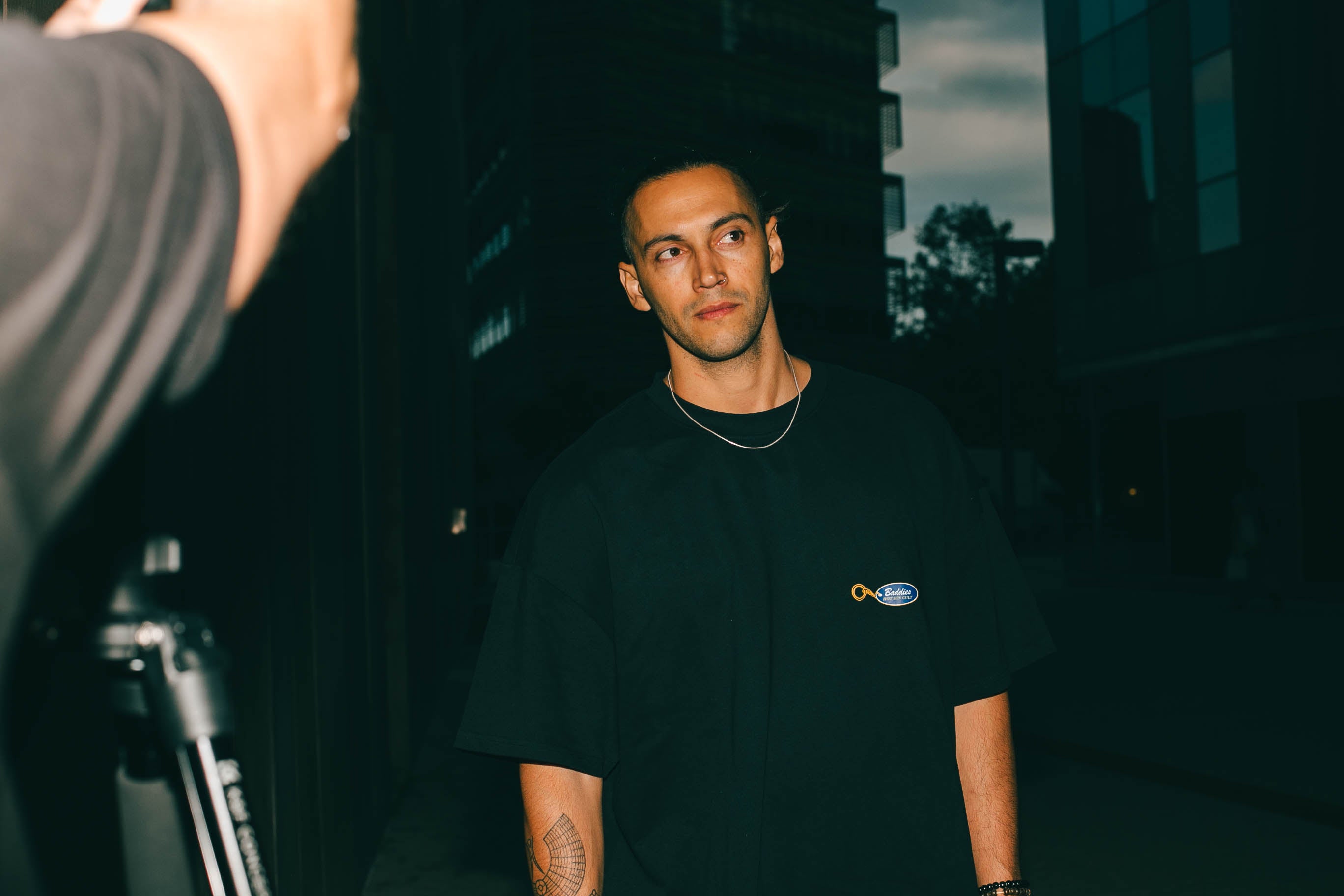 ULTRA HEAVY BOX TEE | BLACK | TROPIBADDIES