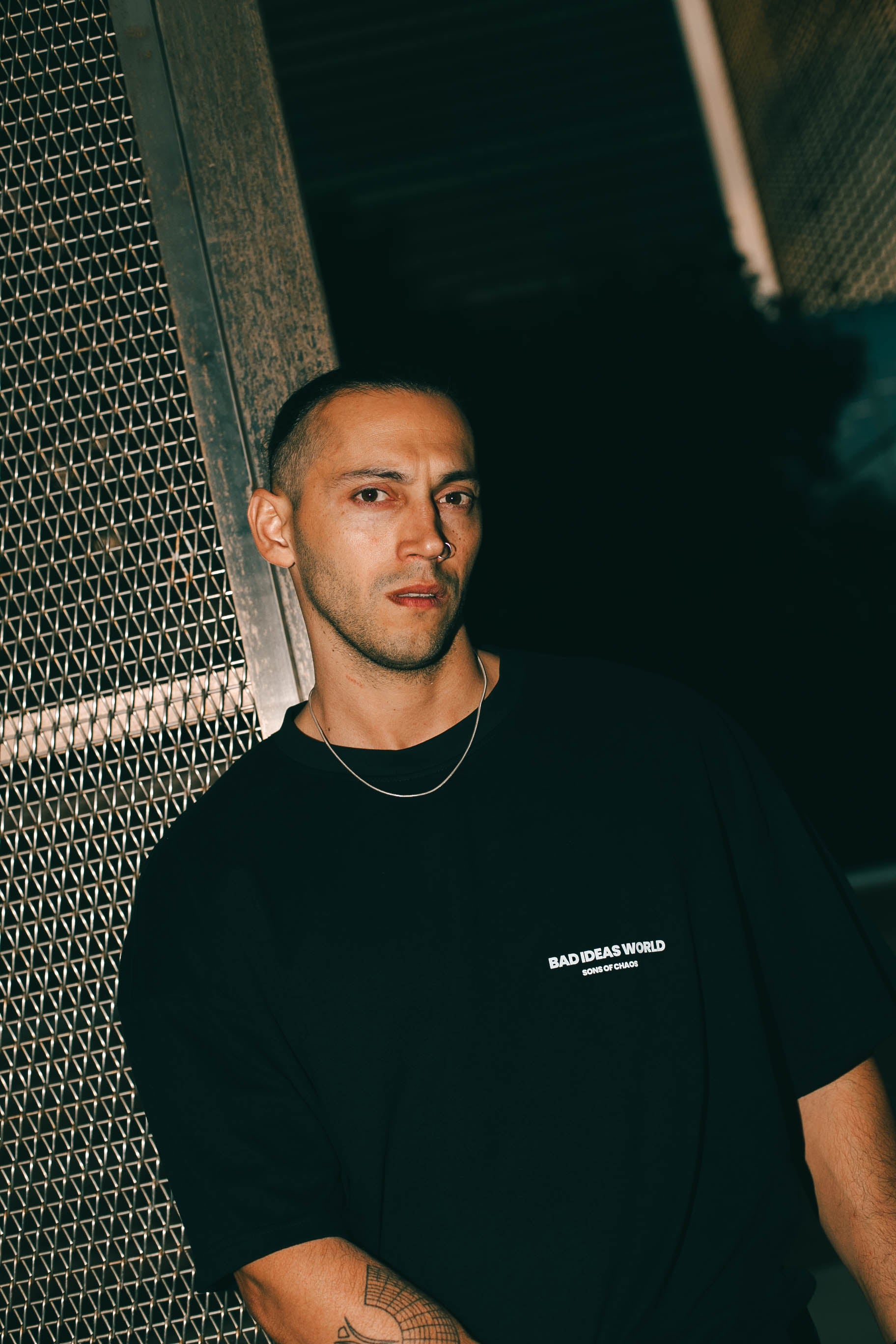 ULTRA HEAVY BOX TEE | BLACK |BAD ESSENTIAL