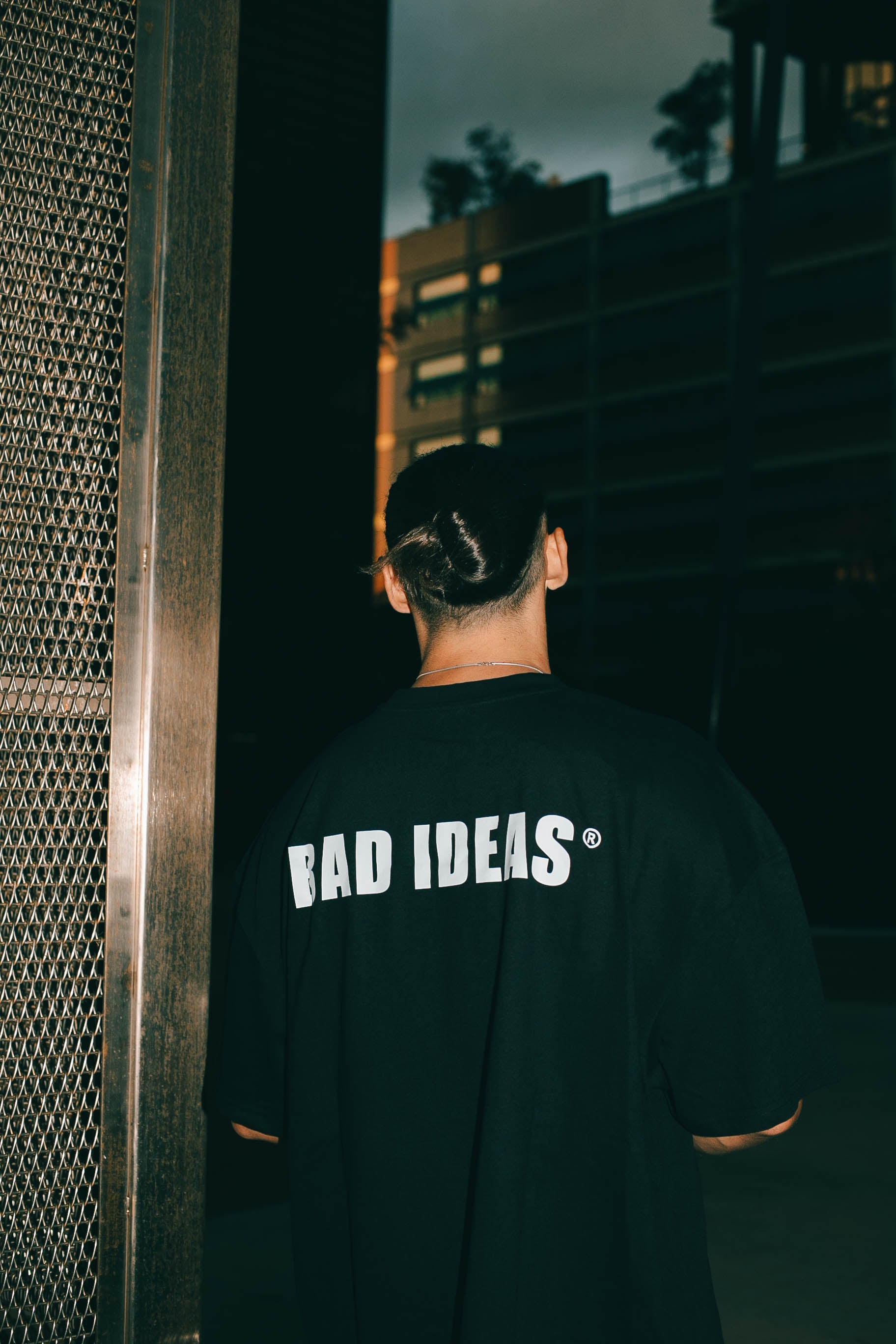ULTRA HEAVY BOX TEE | BLACK |BAD ESSENTIAL