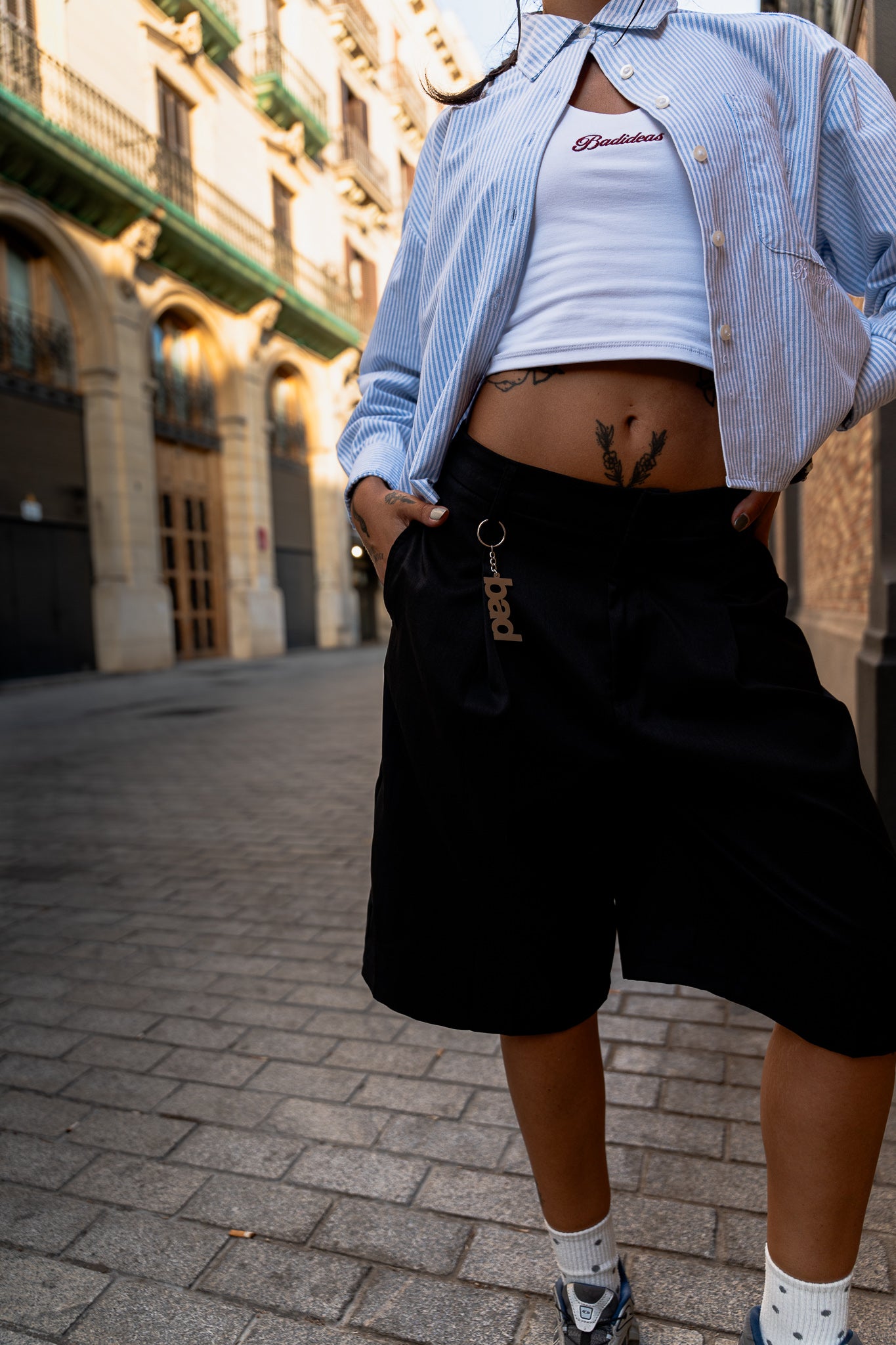 WOMEN’S | WIDE LEG TAILORED SHORTS | BLACK