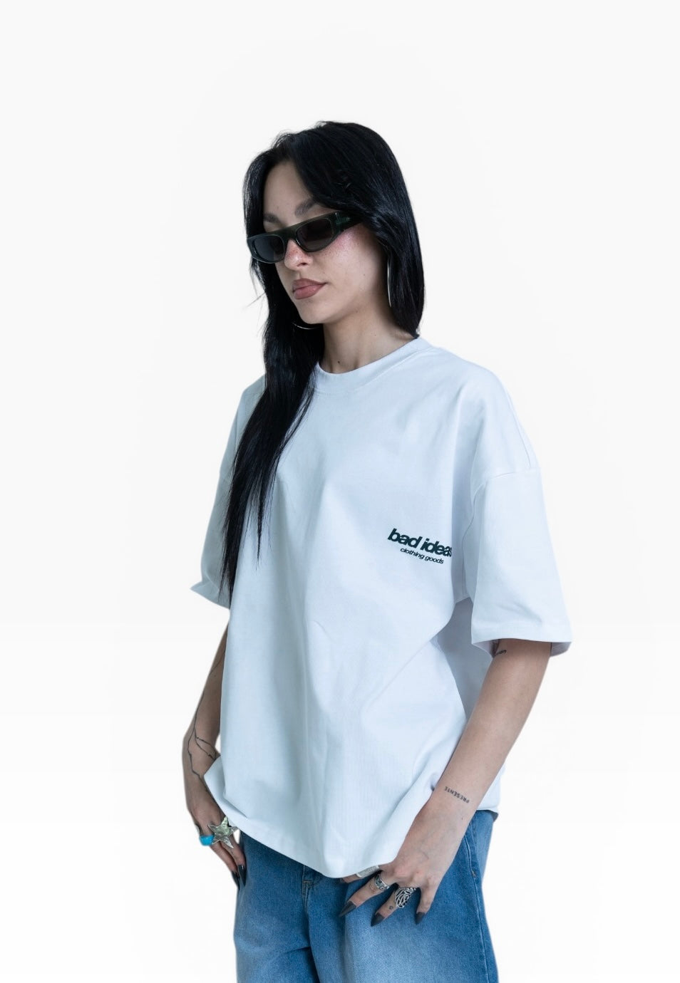 TEE | CLOTHING GOODS | WHITE