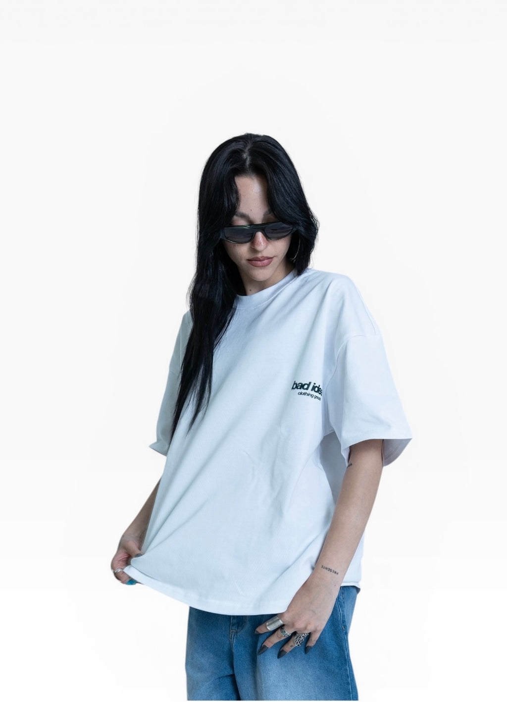 TEE | CLOTHING GOODS | WHITE