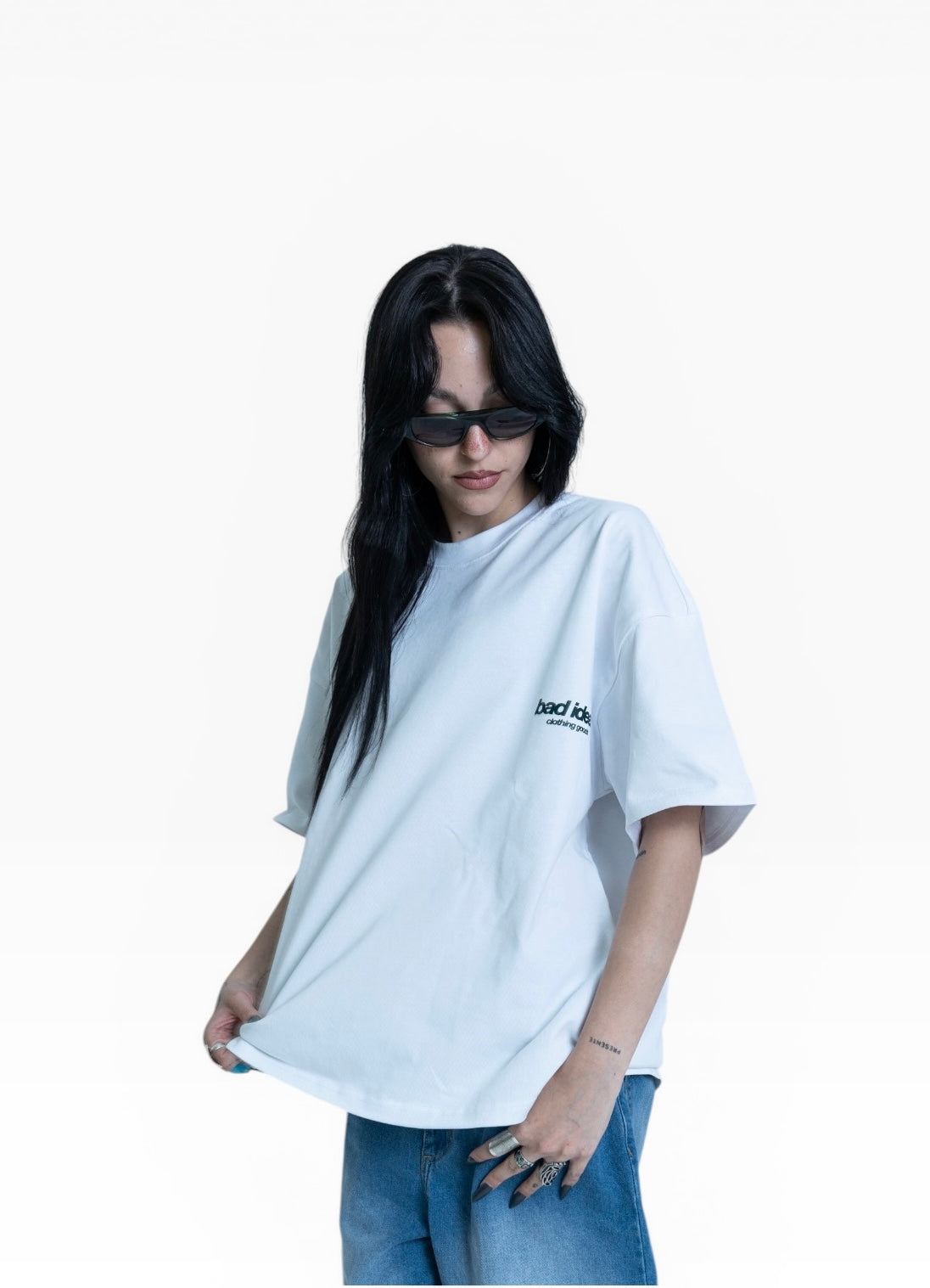 TEE | CLOTHING GOODS | WHITE