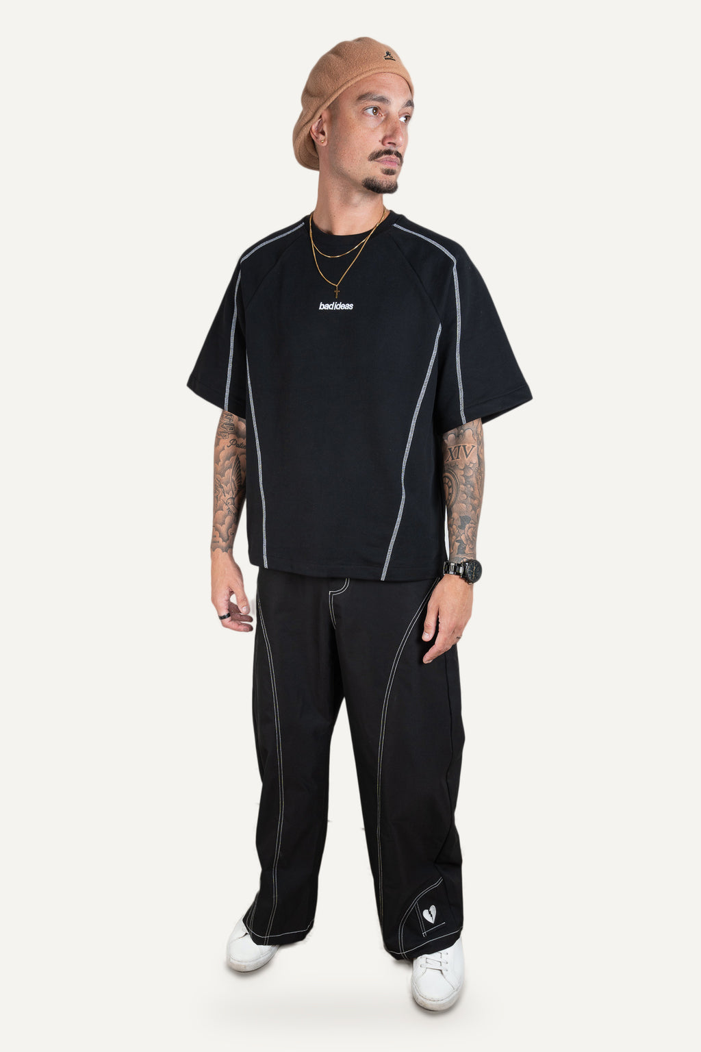 Contrast Tee Black