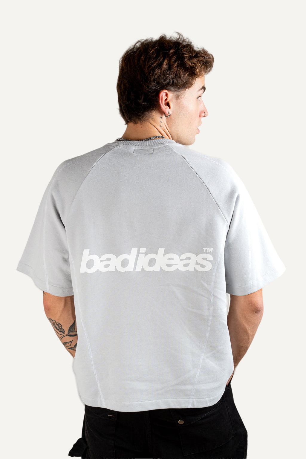 Contrast Tee Light Asphalt