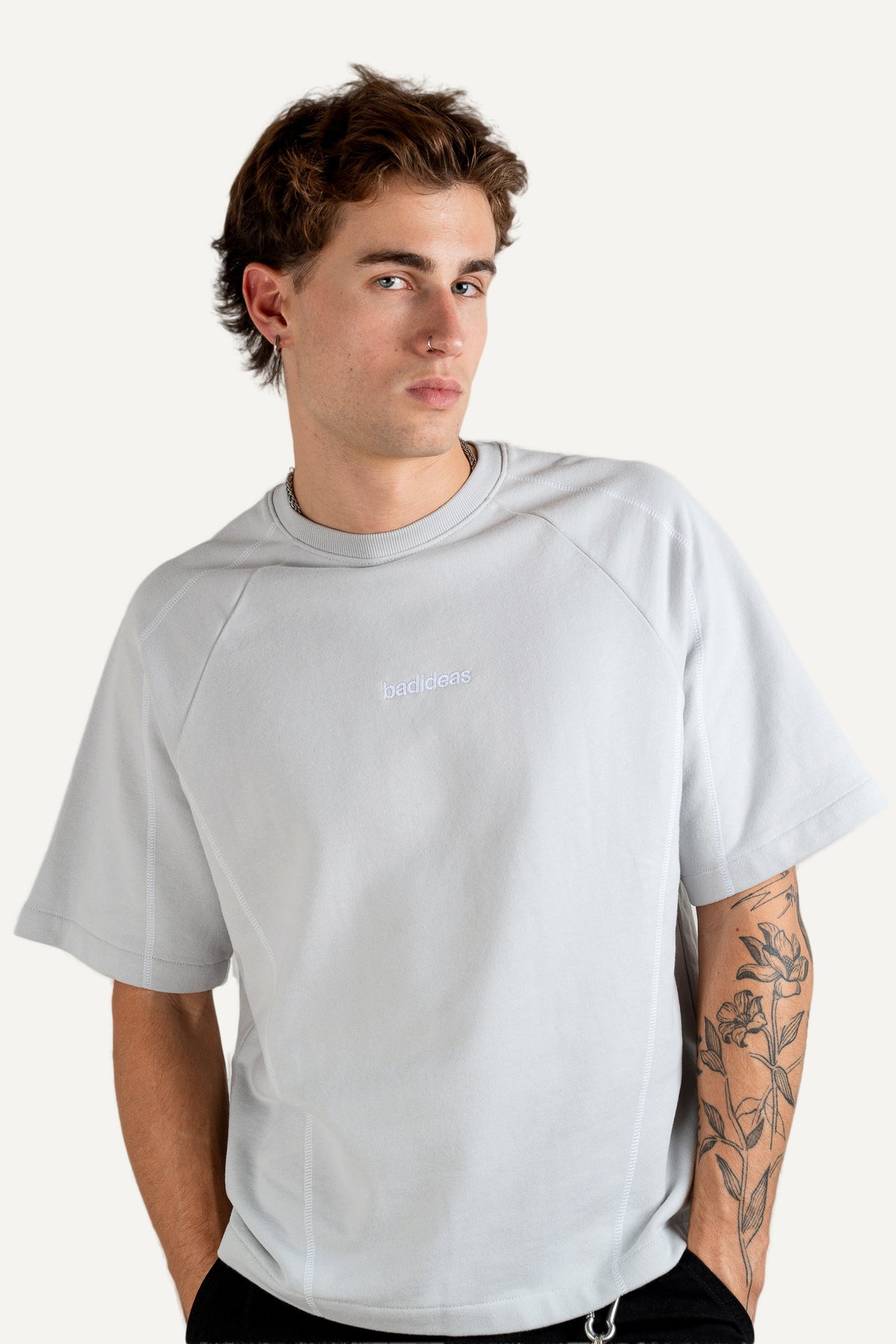 Contrast Tee Light Asphalt