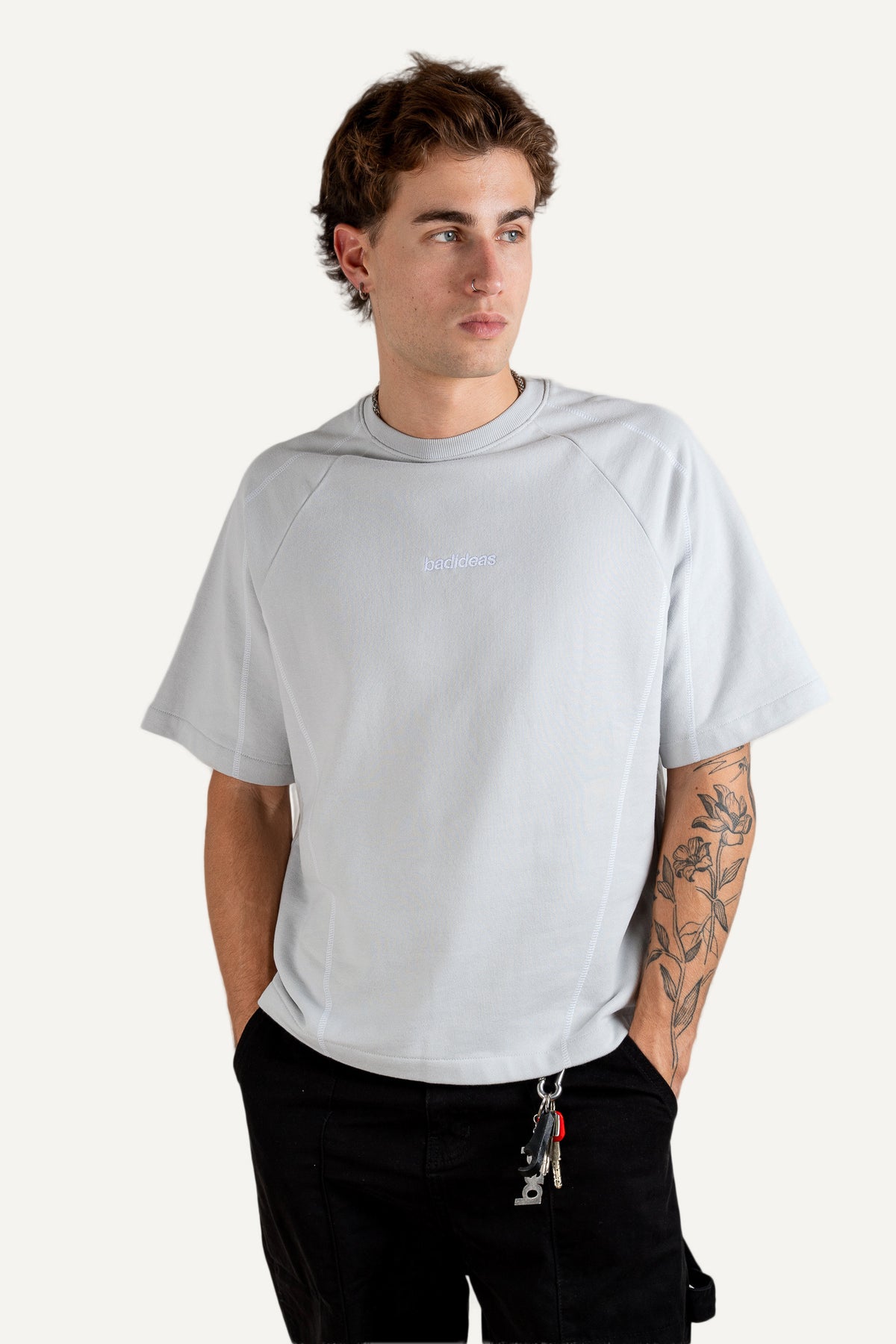 Contrast Tee Light Asphalt