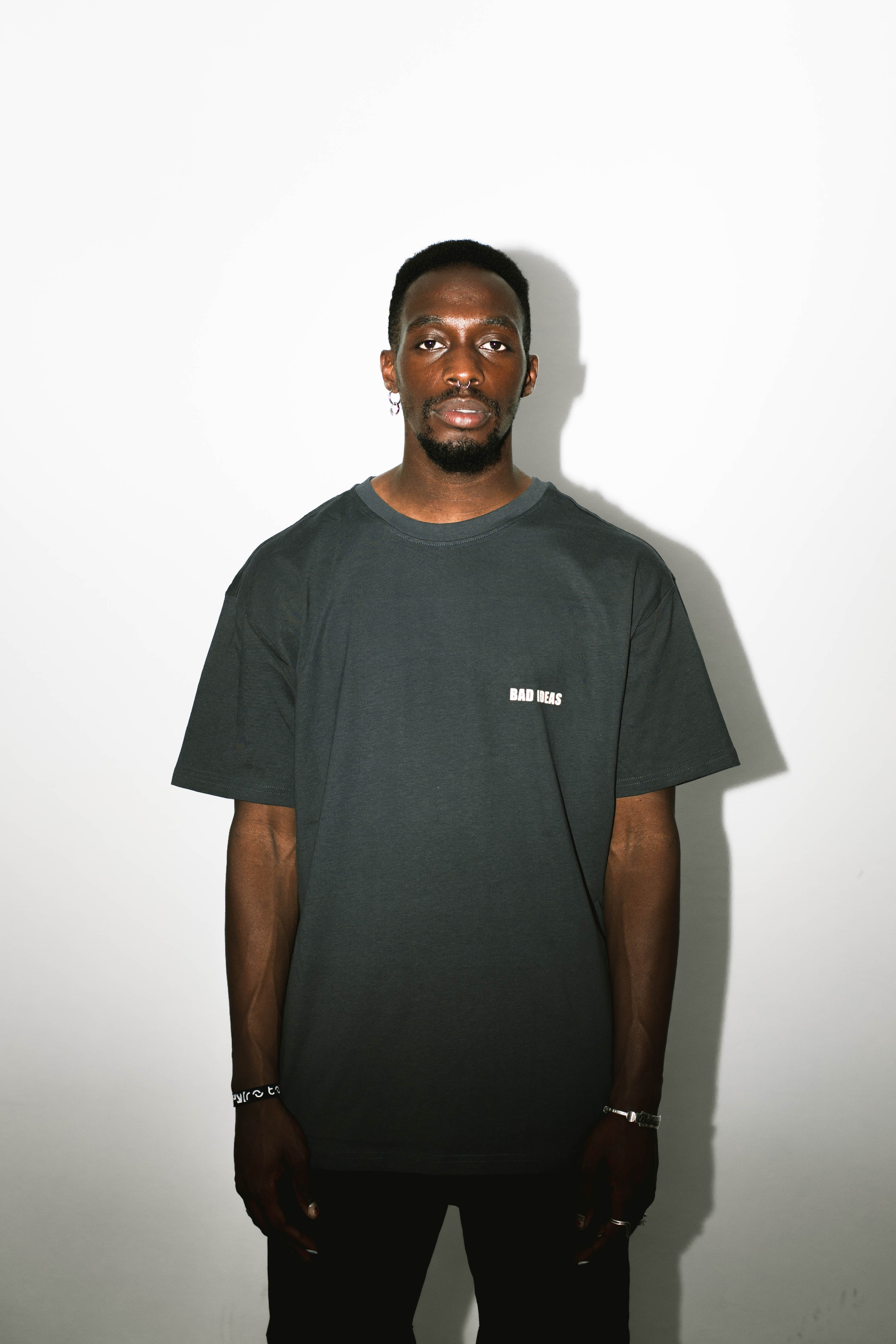 TEE  |  DOING NOTHING |  BOTTLE GREEN