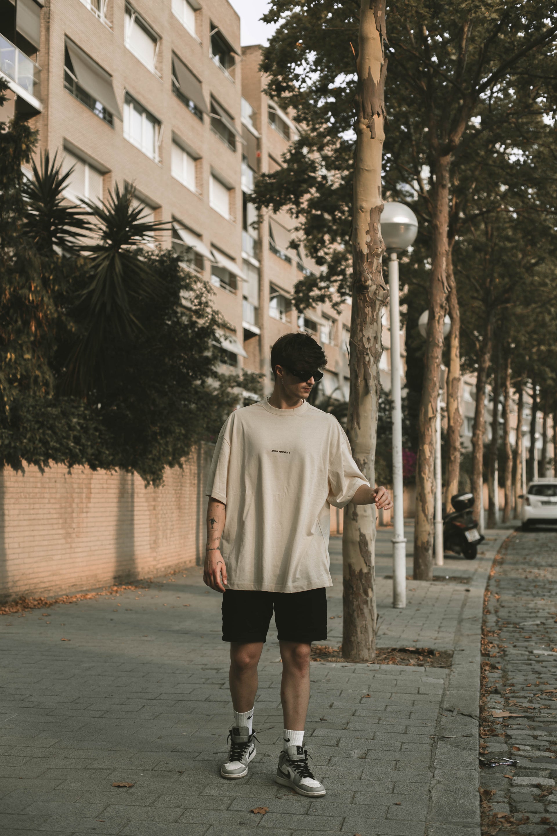 Tee  " bad ideas sport "